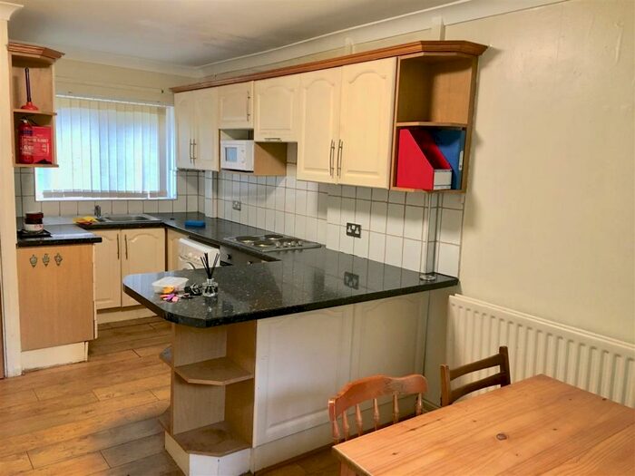 4 Bedroom Terraced House To Rent In Metchley Drive, Harborne, Birmingham, B17