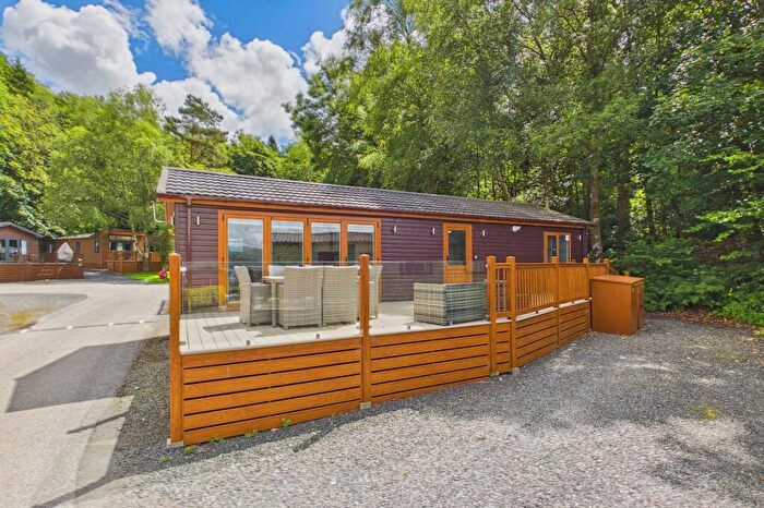 2 Bedroom Lodge For Sale In Pony Meadow, Whitecross Bay, LA23