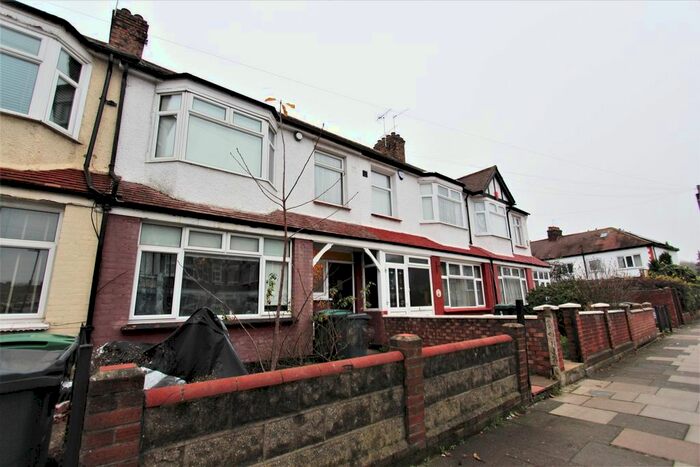 4 Bedroom Terraced House To Rent In Downhills Park Road, Tottenham, N17
