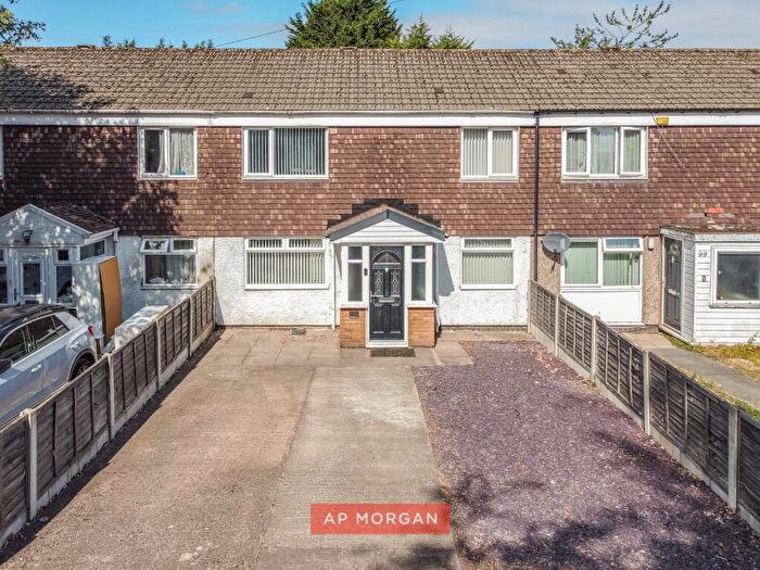 3 Bedroom Terraced House For Sale In Central Avenue, Birmingham, West Midlands, B31