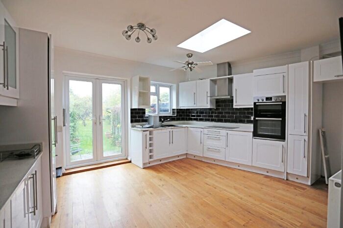 3 Bedroom Semi-Detached House To Rent In Cottesmore Avenue, Ilford, London, IG5