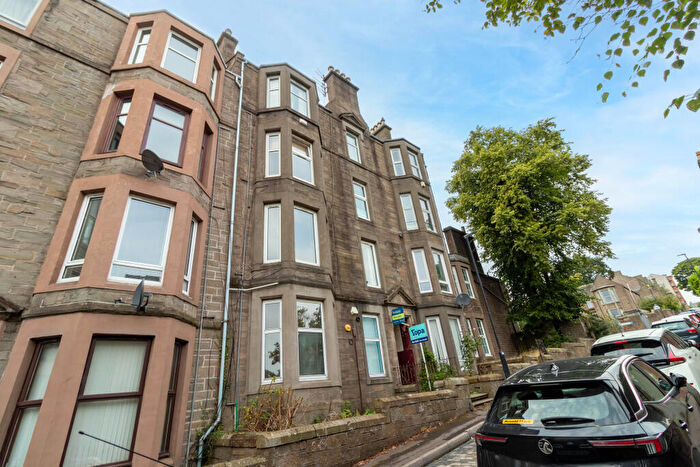 2 Bedroom Flat For Sale In Nelson Street, Dundee, DD1