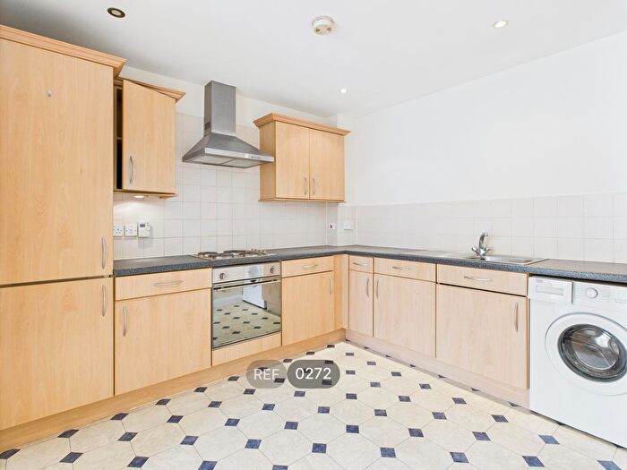 2 Bedroom Flat To Rent In Kemley House, Ferensway, HU2