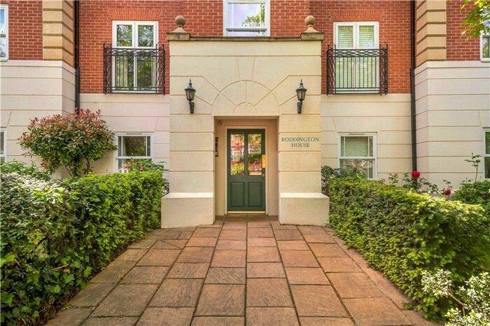 1 Bedroom Apartment To Rent In Trinity Church Road, London, SW13