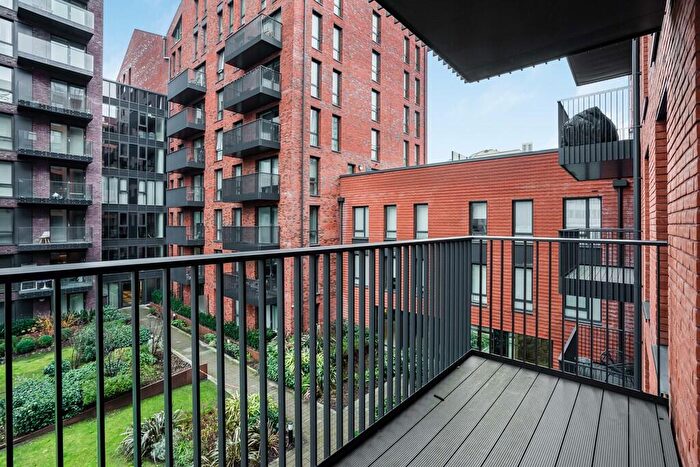 2 Bedroom Apartment To Rent In The Colmore, Snow Hill Wharf, Shadwell Street, B4