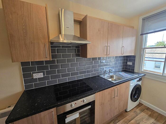 1 Bedroom Flat To Rent In Penge Road, London, SE20