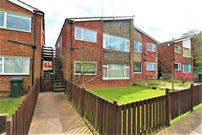 2 Bedroom Maisonette To Rent In Hazel Road, Courthouse Green, Coventry, CV6