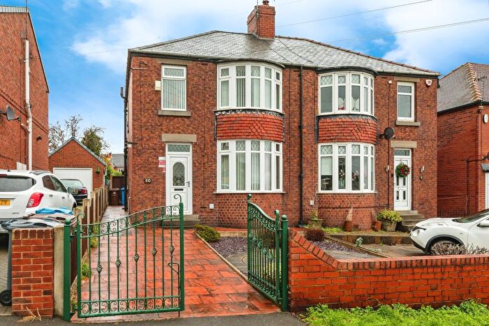 3 Bedroom Semi-Detached House For Sale In Lound Side, Chapeltown, Sheffield, South Yorkshire, S35