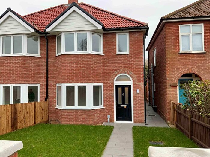 3 Bedroom Semi Detached House To Rent In Norwich Road, Ipswich, IP1