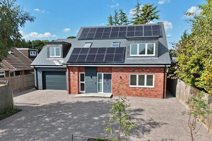 4 Bedroom Property For Sale In Blythe Road, Corfe Mullen, Wimborne, BH21
