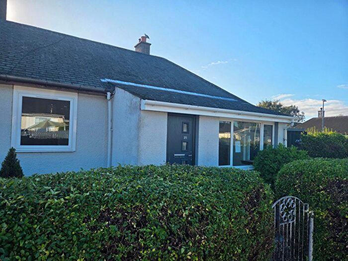3 Bedroom Semi-detached Bungalow For Sale In Murray Road, Invergordon, IV18