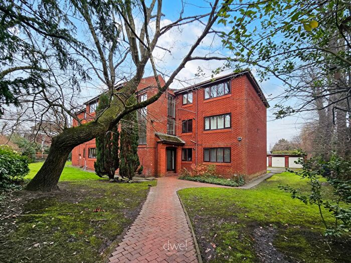 2 Bedroom Flat To Rent In Wilbraham Road, Manchester, M16