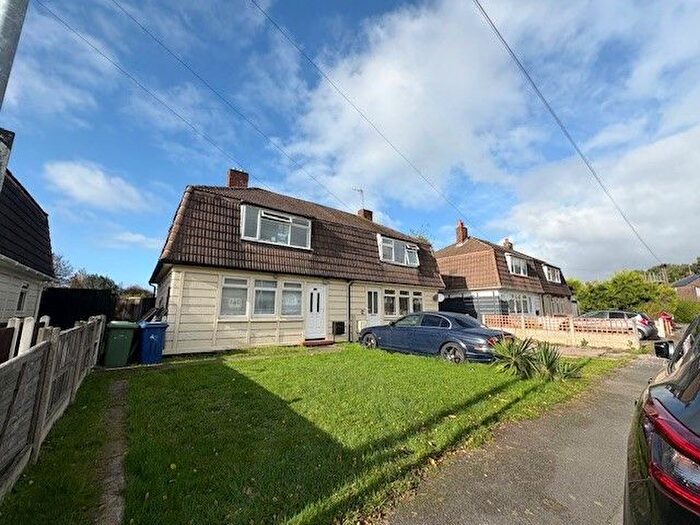 1 Bedroom Property To Rent In Room, Rowley Close, Cannock, WS12