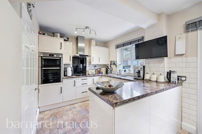 3 Bedroom Semi Detached House For Sale In Queen Elizabeths Drive, New Addington, Croydon, CR0