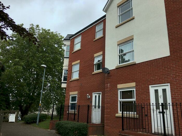 2 Bedroom House To Rent In Northcroft Way, Birmingham, B23
