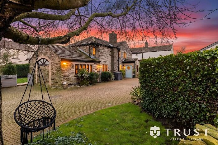 4 Bedroom Detached House For Sale In Littlethorpe Hill, Hartshead, WF15