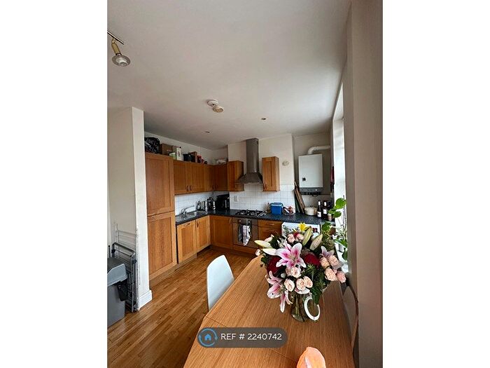 2 Bedroom Flat To Rent In Riversdale Road, London, N5