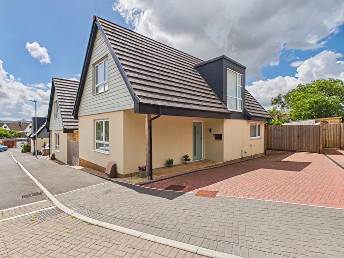 3 Bedroom Detached House For Sale In Durleigh View Close, Bridgwater, TA6