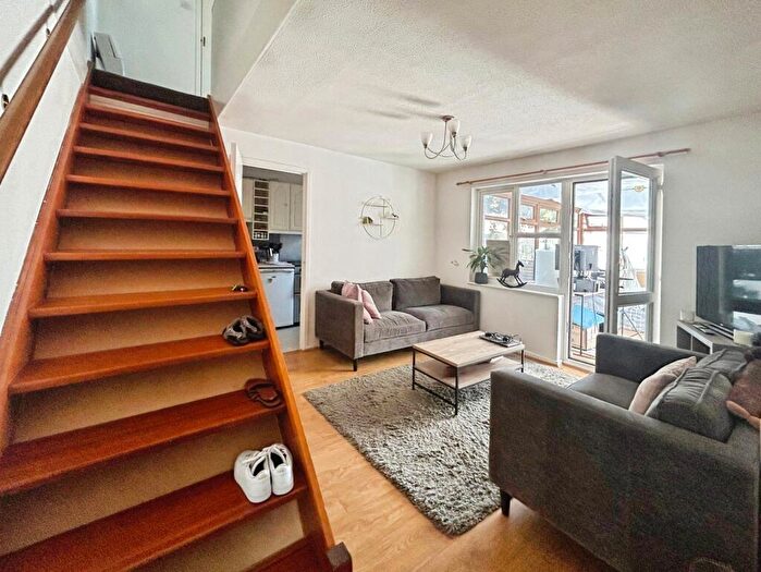 1 Bedroom Terraced House To Rent In Tay Close, Lordswood, Chatham, Kent, ME5