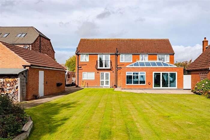 4 Bedroom Detached House For Sale In Southfield Close, Ulceby, DN39