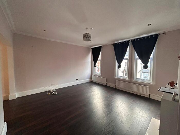 2 Bedroom Apartment To Rent In Holly Road, Edgbaston, B16