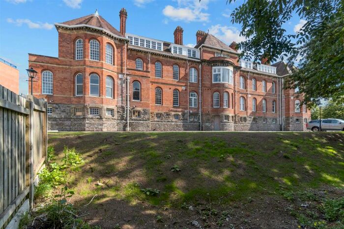 2 Bedroom Apartment To Rent In Royal Eye Infirmary, Apsley Road, Plymouth, PL4