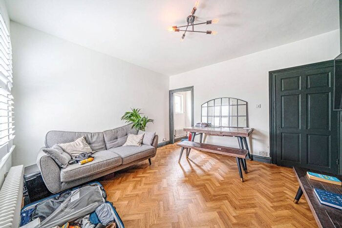 1 Bedroom Flat To Rent In Stanley Road, Bromley, BR2