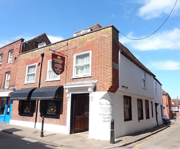 1 Bedroom Flat To Rent In Bed Un/F Hospital Lane, Canterbury, CT1