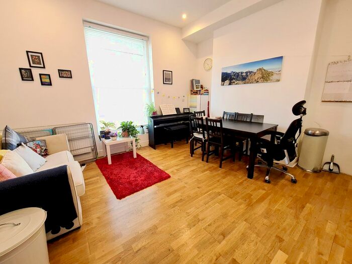 2 Bedroom Flat To Rent In St. John's Grove, London, N19