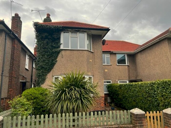 2 Bedroom Maisonette To Rent In Berkeley Close, Ruislip, HA4