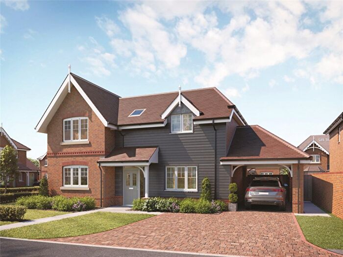 3 Bedroom Detached House For Sale In Ripley, Woking, Surrey, GU23