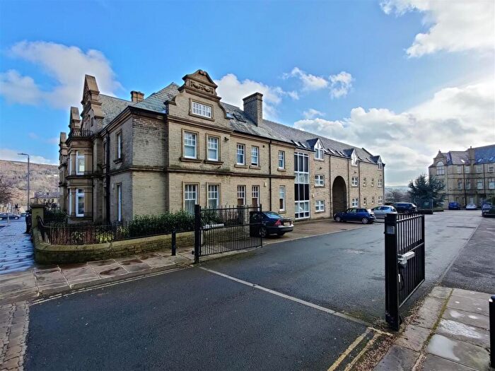 1 Bedroom House To Rent In Clare Court, Prescott Street, Halifax, HX1