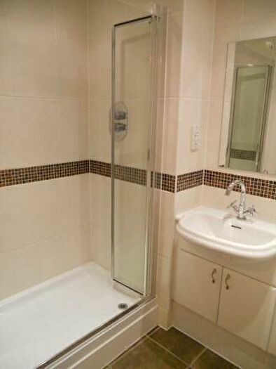 1 Bedroom Flat To Rent In Lady Isle House, Ferry Court, Cardiff, CF11
