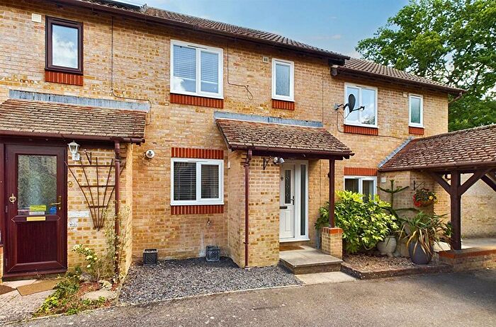 2 Bedroom Terraced House For Sale In Alfred Close, Worth, RH10