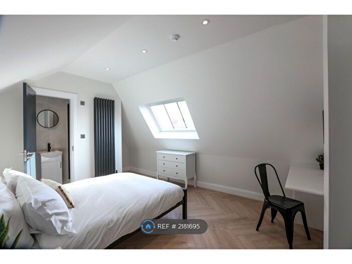 6 Bedroom Terraced House To Rent In Connaught Road, Liverpool, L7