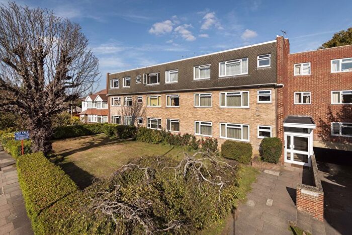 1 Bedroom Flat For Sale In Footscray Road, New Eltham, SE9