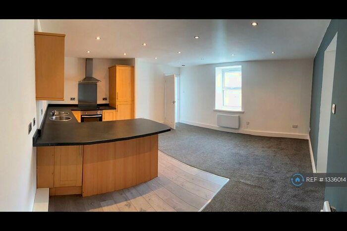 2 Bedroom Flat To Rent In Saville Street, North Shields, NE30