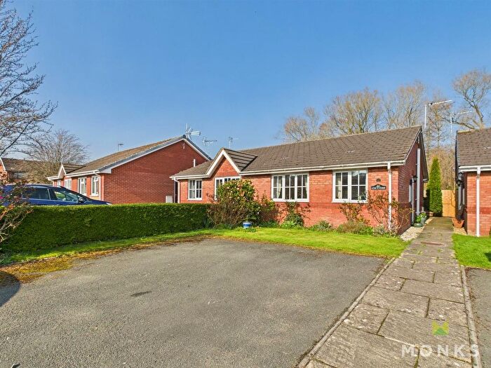 2 Bedroom Semi-Detached Bungalow For Sale In Fernhill Lane, Gobowen, Oswestry, SY11