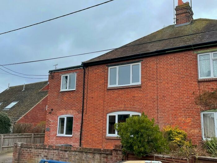 4 Bedroom Semi-Detached House To Rent In Church Lane, Abingdon, OX14