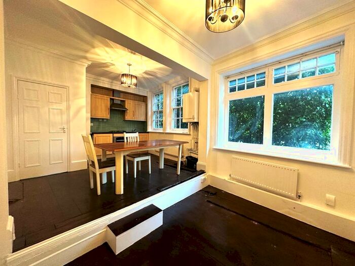 2 Bedroom Flat To Rent In Stanmore Hill, Stanmore, HA7