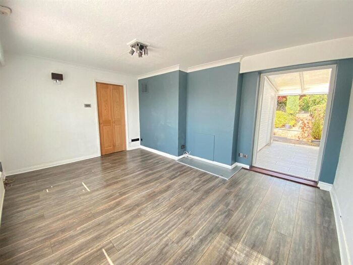 2 Bedroom Bungalow To Rent In Darley Abbey Drive, Darley Abbey, Derby, DE22