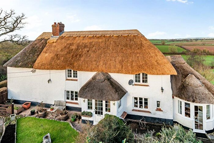 4 Bedroom Semi-Detached House For Sale In Clyst Honiton, EX5