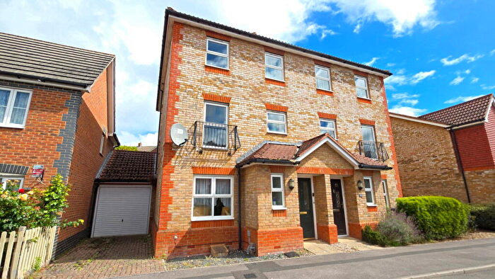 4 Bedroom Town House For Sale In Claremont Crescent, Newbury, RG14
