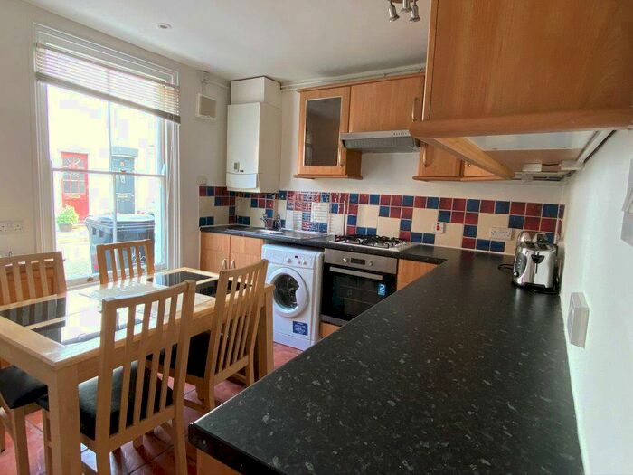 2 Bedroom House To Rent In St Edmunds Road, Canterbury Ref -, CT1