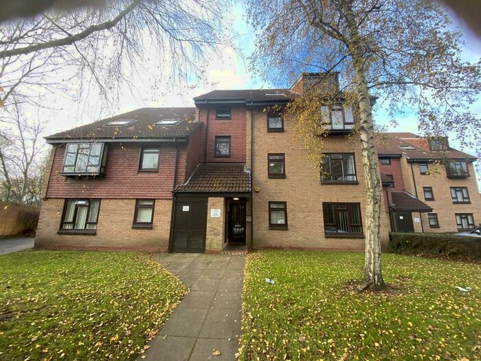 1 Bedroom Flat To Rent In Swan Gardens, Erdington, Birmingham B23