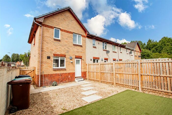 2 Bedroom End Of Terrace House To Rent In Laberge Gardens, New Stevenston, Motherwell, ML1