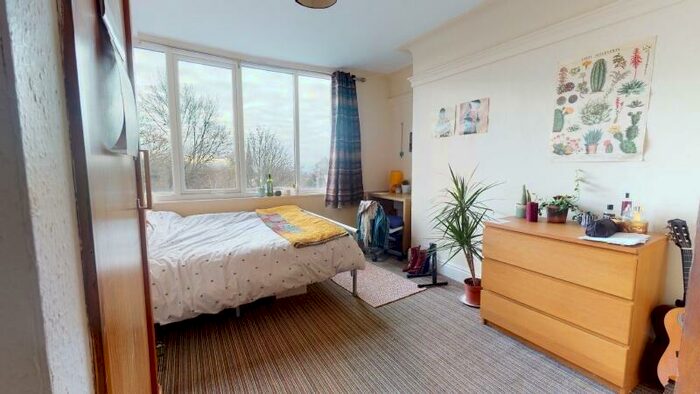 3 Bedroom Flat To Rent In Montpelier Terrace, Woodhouse, Leeds, LS6