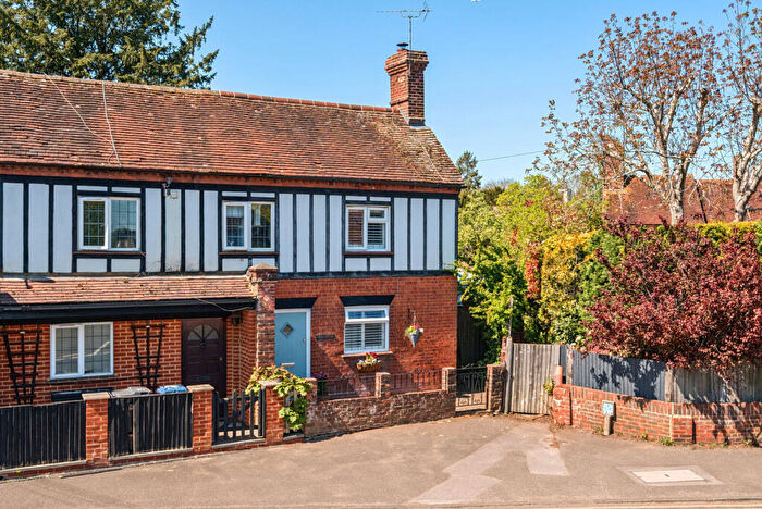 2 Bedroom End Of Terrace House For Sale In Ewhurst Road, Cranleigh, GU6