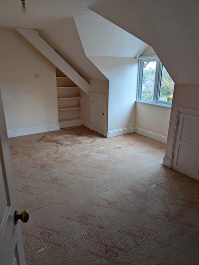 2 Bedroom Flat To Rent In Dunheved Road, Launceston, Cornwall, PL15