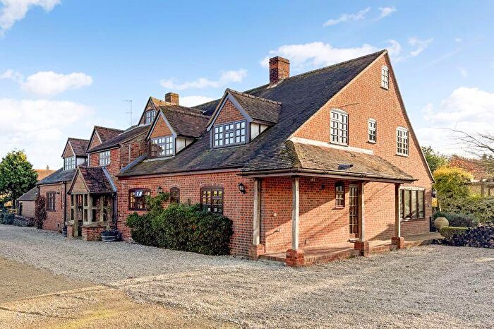 7 Bedroom Village House For Sale In North Green, West Hanney, OX12